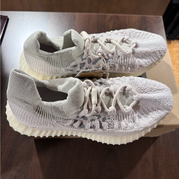 Adidas Yeezy 350 V2 CMPCT H06519 Bone. - Picture 5 of 6